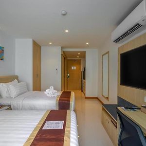 Zimmer mit Kingsize-Bett